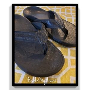 Women's Vionic flip flops!